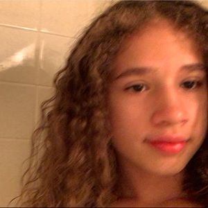 Meet your Posher, Isabella